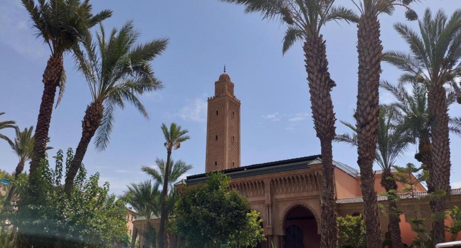 Riad Nezha Avec Jacuzzi Et 3 Piscines Au Coeur De Marraquexe Exterior foto