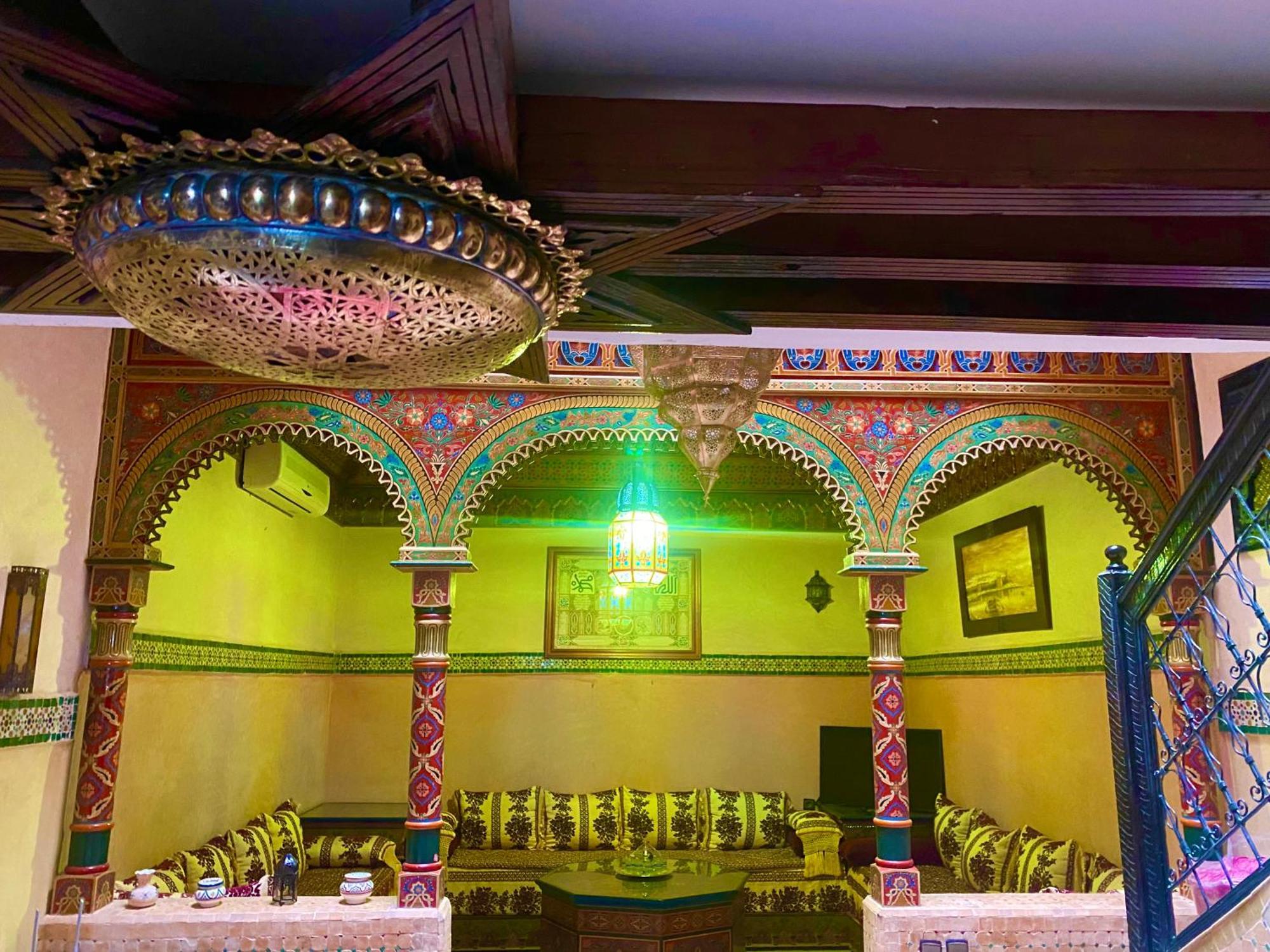 Riad Nezha Avec Jacuzzi Et 3 Piscines Au Coeur De Marraquexe Exterior foto