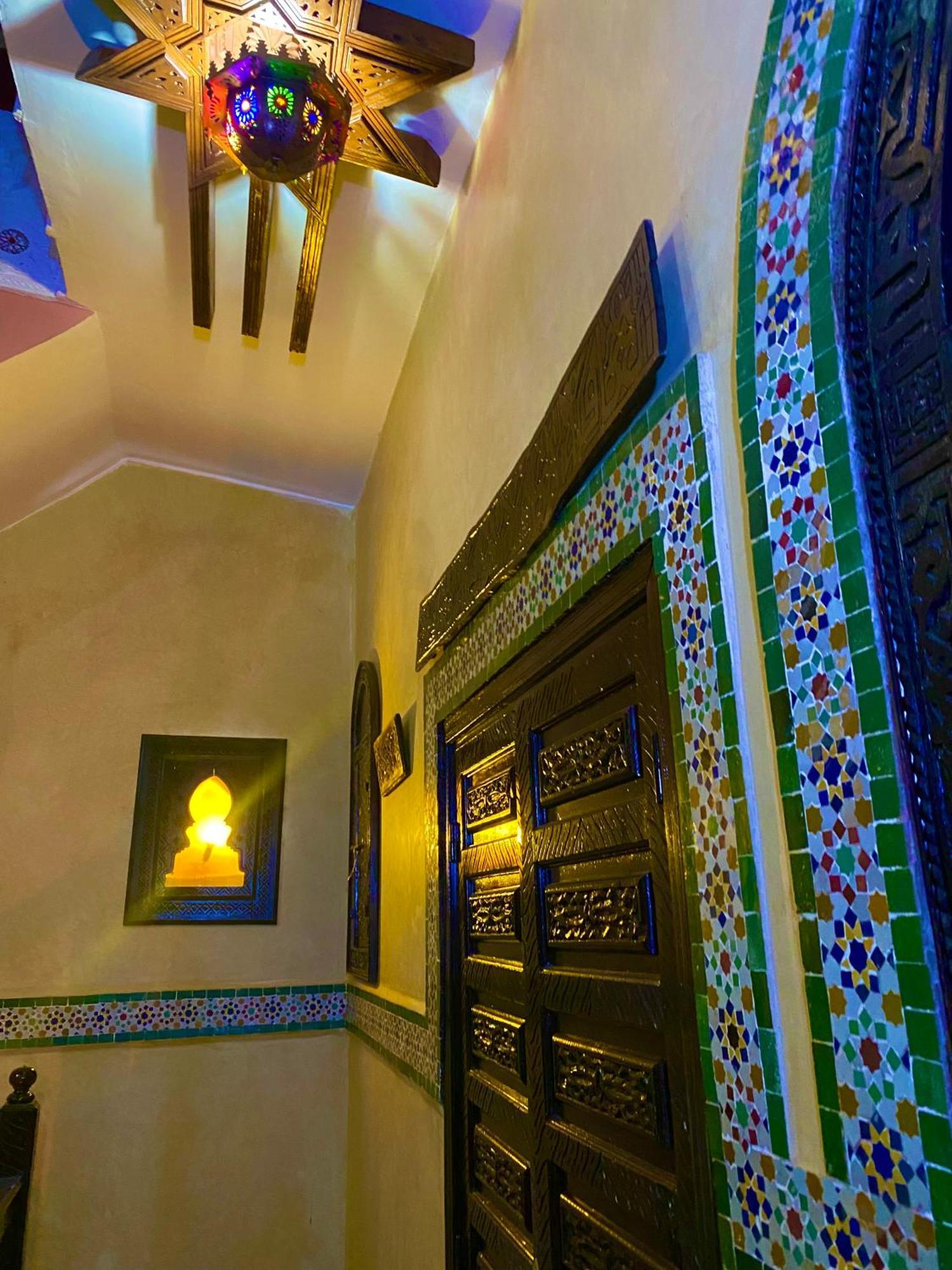 Riad Nezha Avec Jacuzzi Et 3 Piscines Au Coeur De Marraquexe Exterior foto