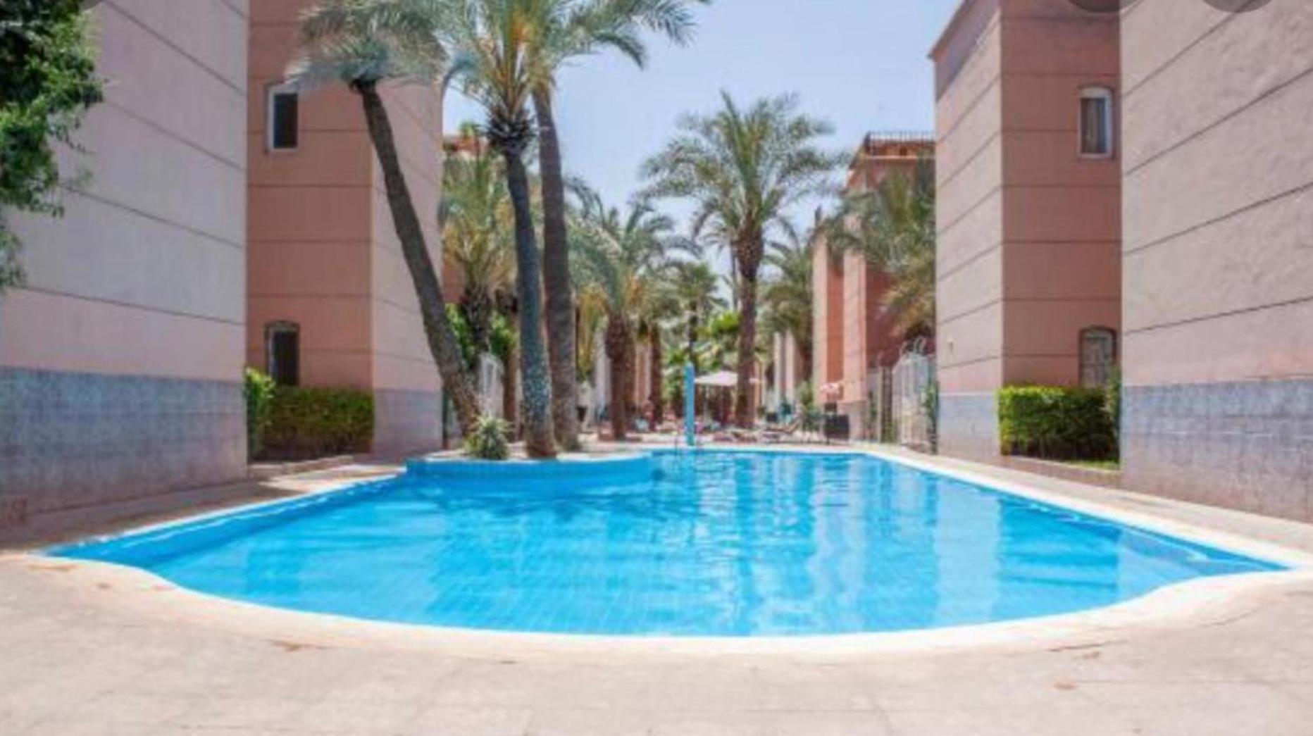 Riad Nezha Avec Jacuzzi Et 3 Piscines Au Coeur De Marraquexe Exterior foto