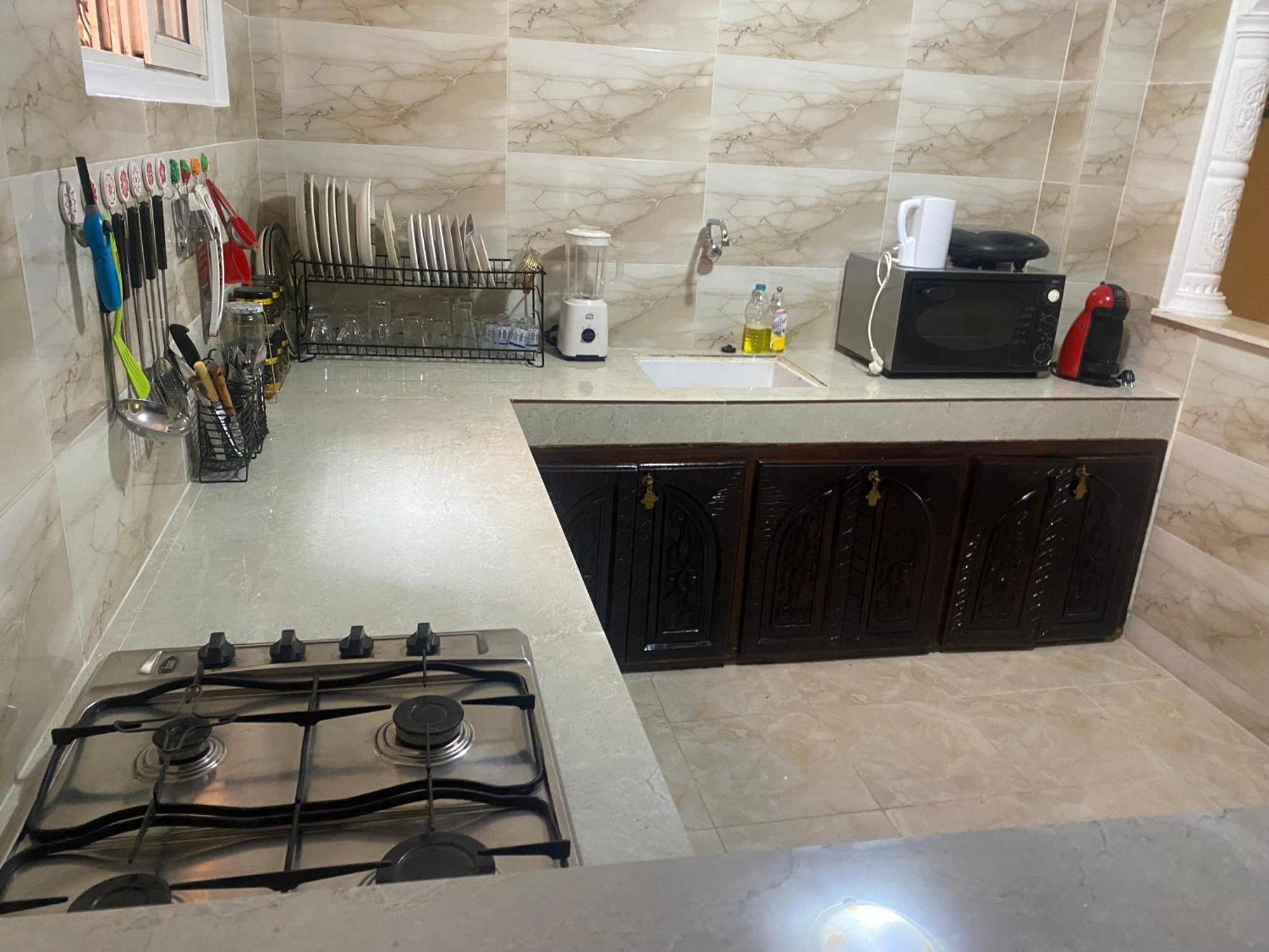 Riad Nezha Avec Jacuzzi Et 3 Piscines Au Coeur De Marraquexe Exterior foto