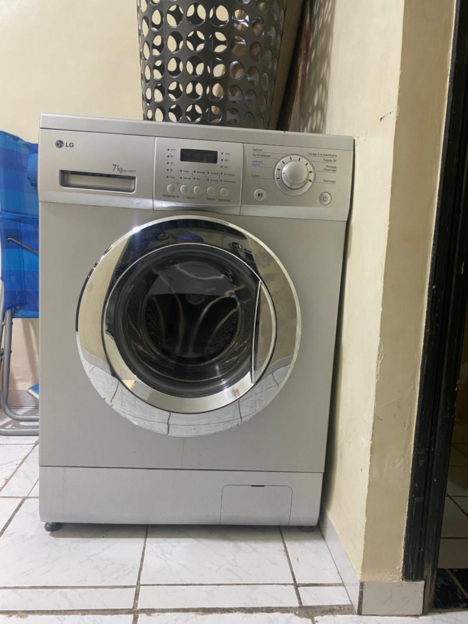 Riad Nezha Avec Jacuzzi Et 3 Piscines Au Coeur De Marraquexe Exterior foto